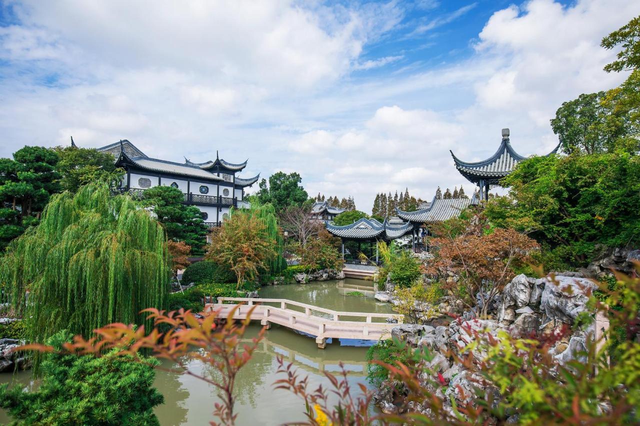Royal Garden Hotel Shanghai-Free Shuttle To And From Disney & Pvg & Close Metro Line2 Easy To Sha New Expo Exteriör bild