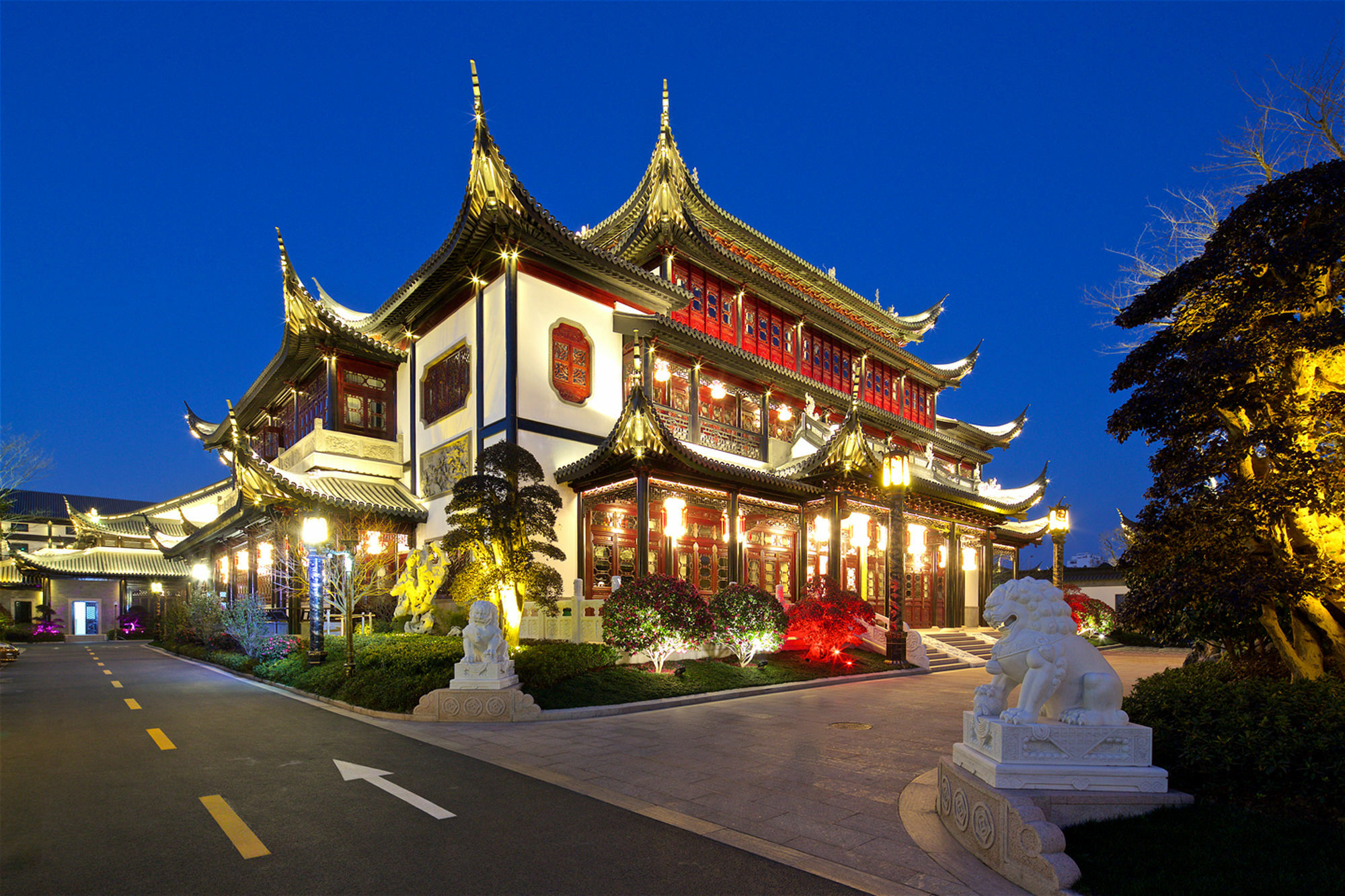 Royal Garden Hotel Shanghai-Free Shuttle To And From Disney & Pvg & Close Metro Line2 Easy To Sha New Expo Exteriör bild