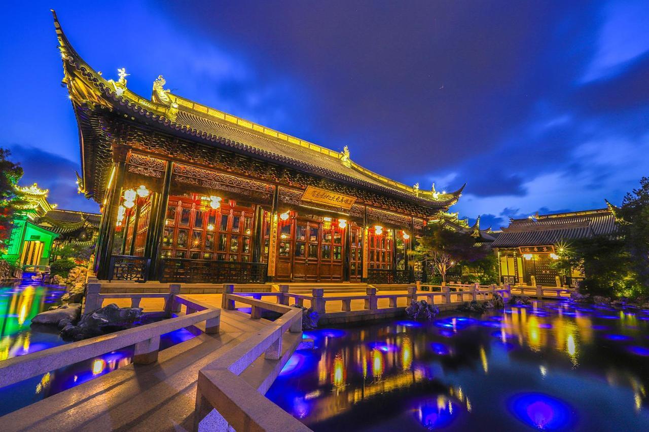 Royal Garden Hotel Shanghai-Free Shuttle To And From Disney & Pvg & Close Metro Line2 Easy To Sha New Expo Exteriör bild